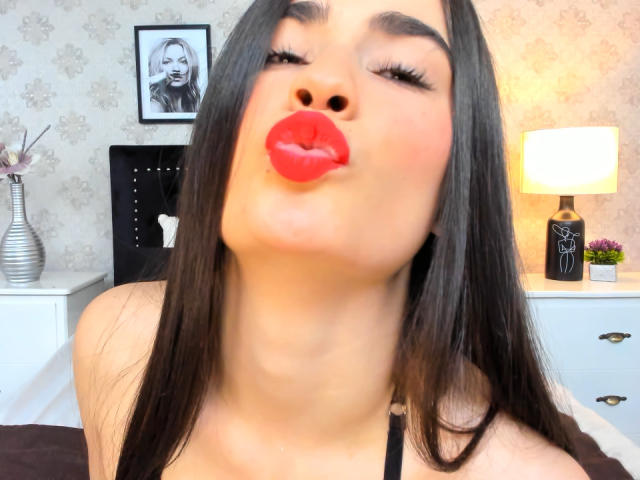 AriannaMour - Live sex cam - 19380202