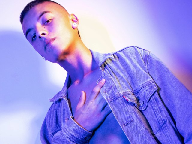 SamuelsCortez - Live Sex Cam - 19384438