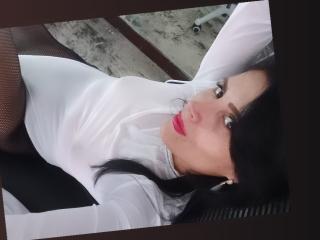 LaurellCharming - Live porn &amp; sex cam - 19385510