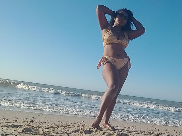 CaroldelaTorre - Camera khiêu dâm &amp; quyến rũ trực tiếp - 19397846