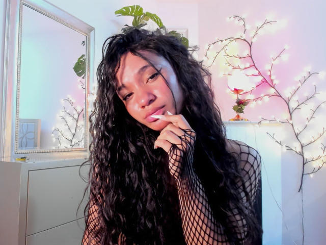 JulesMaker - Live sex cam - 19398882