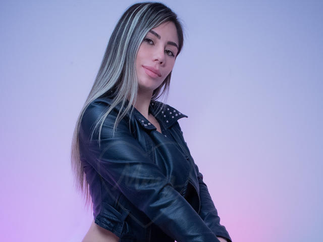 MileyKush - Live sex cam - 19400102