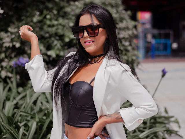 Amberv - Live sex cam - 19404354