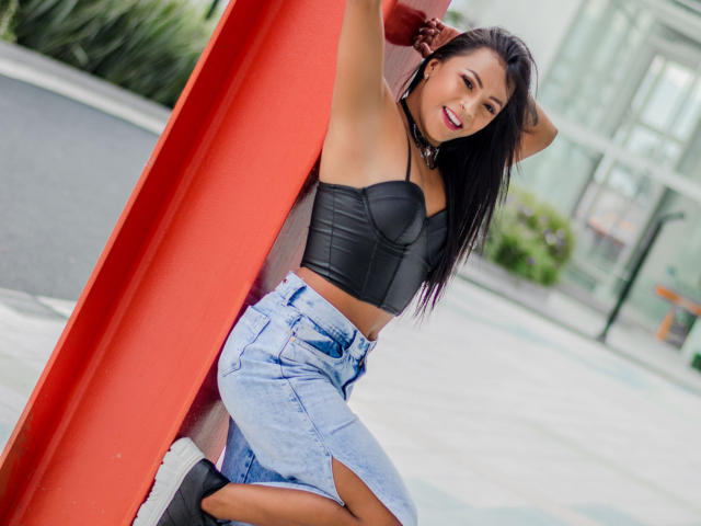 Amberv - Live porn &amp; sex cam - 19404374