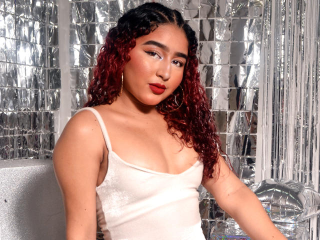 SaraSpanic - Sexe cam en vivo - 19404514