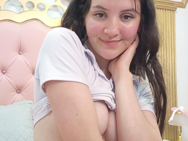 ChloeDulce - Live Sex Cam - 19415378