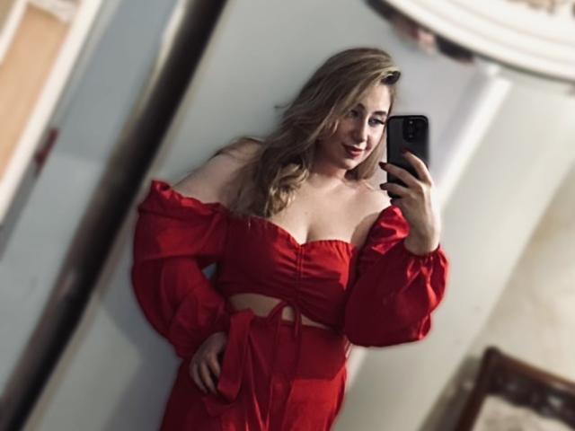 TrissieCaroline - Live sex cam - 19422602