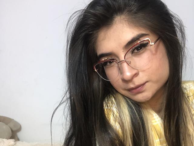 SusieKaii - Live sex cam - 19424030