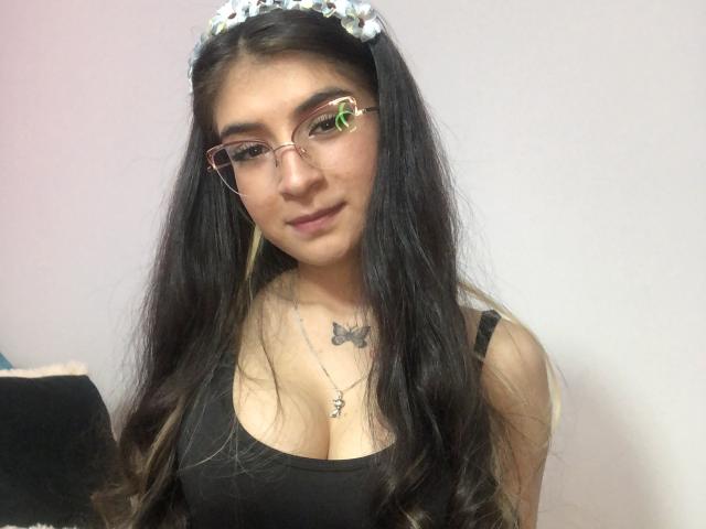 SusieKaii - Live sex cam - 19424050