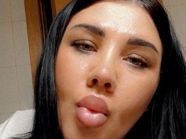 MotildaStrop - Live sex cam - 19424302