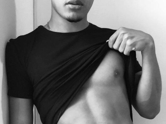 AlejandroKym - Live sex cam - 19424370