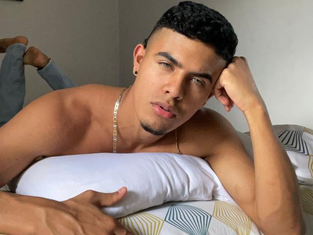 AlejandroKym - Sexe cam en vivo - 19424390