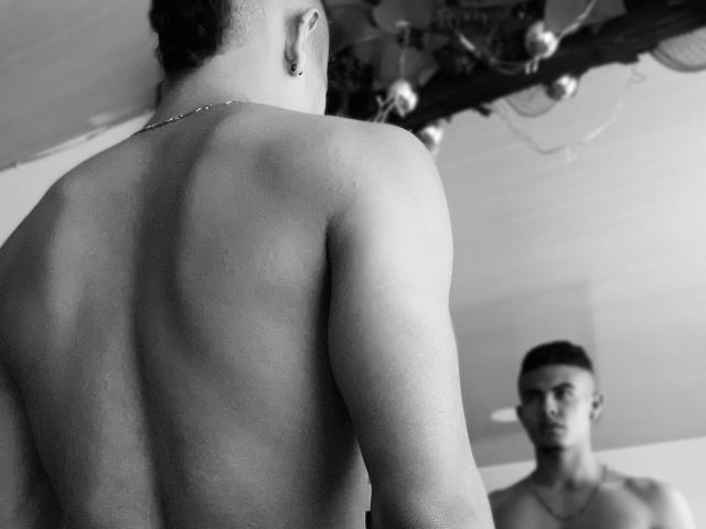 AlejandroKym - Sexe cam en vivo - 19424398