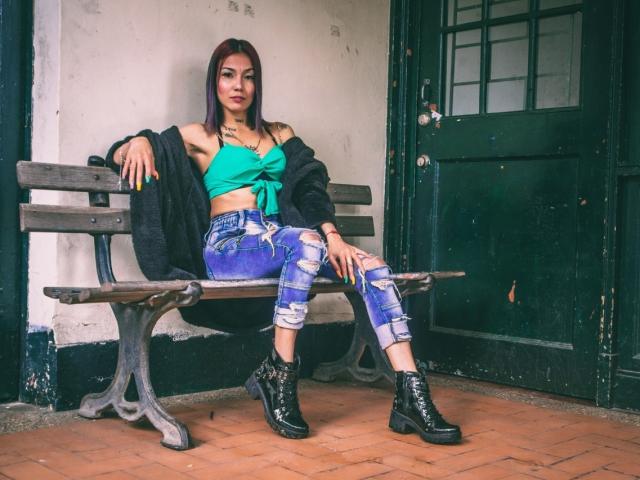 Veroo69 - Live sex cam - 19425910