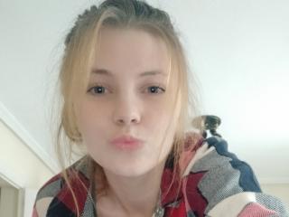 AdelaLoveX - Sexe cam en vivo - 19432622