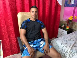 GabrielEmilio69 - Live sex cam - 19432758