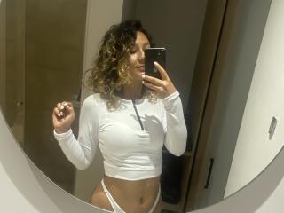 FloraSaenz - Live sex cam - 19433462