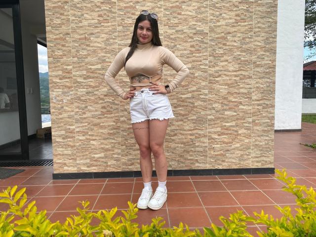 AtheneaRossi - Sexe cam en vivo - 19434286