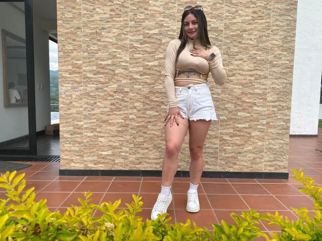 AtheneaRossi - Live porn &amp; sex cam - 19434346