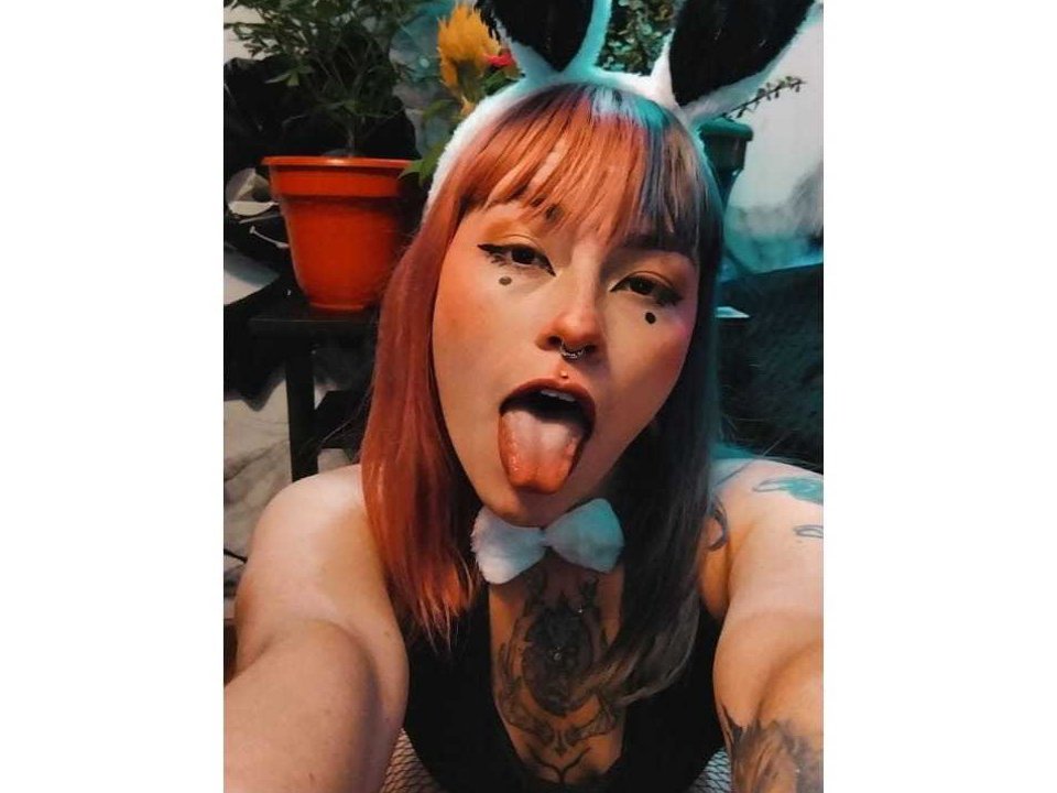 BeautyBlue69 - Live sex cam - 19435906