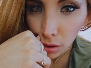 Stephaniez - Live Sex Cam - 19437306