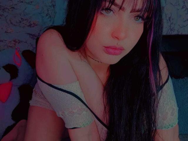 ValeriaJhonsson - Porno na żywo i seks kamera - 19438190