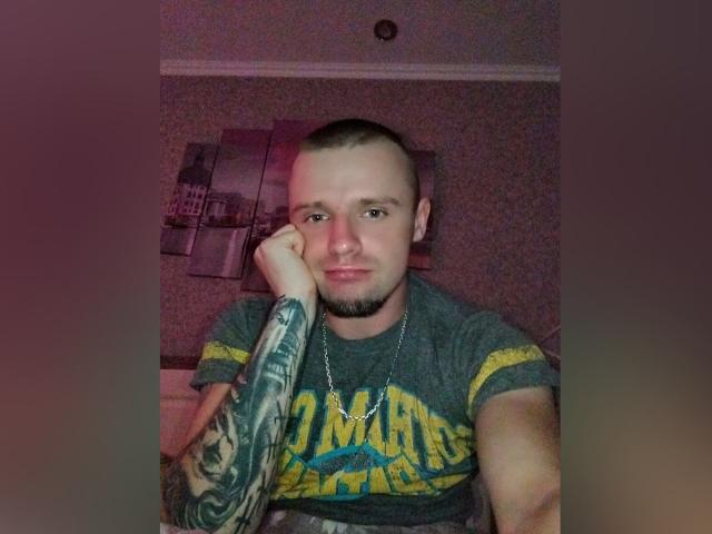 BrandonClain - Live sex cam - 19438826