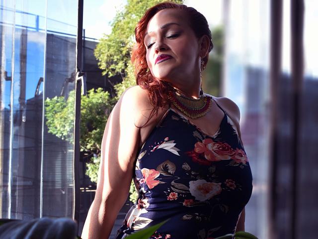 SamanthaPollet - Live Sex Cam - 19449770