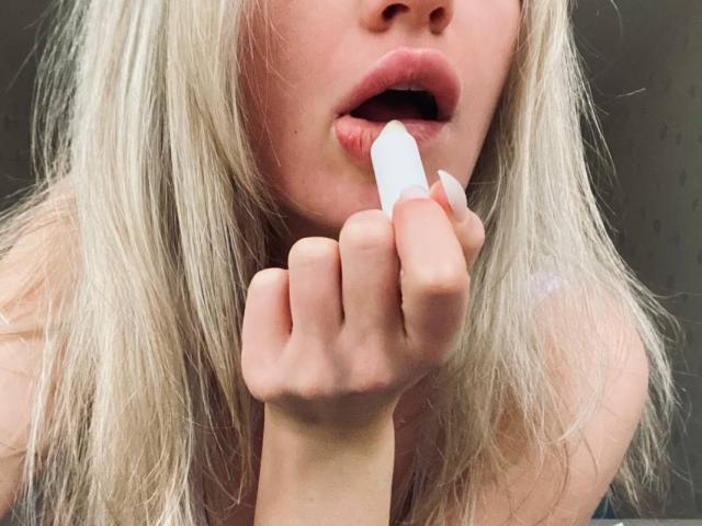 AlicePrings - Live porn &amp; sex cam - 19455314