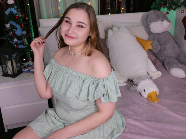 AlexHoliday - Live Sex Cam - 19457054