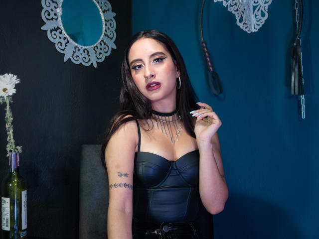 GrethaJones - Live Sex Cam - 19457166