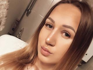 CatrinGold - Live sex cam - 19473446