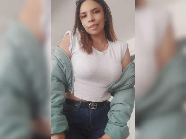 VioletaStone - Live porn &amp; sex cam - 19478474