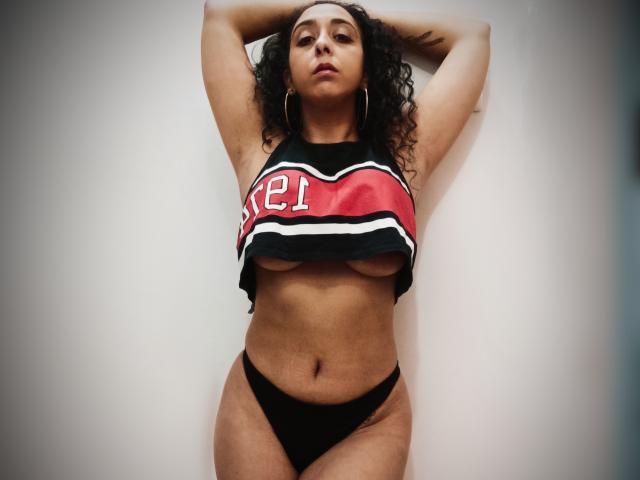 KellyLoveOF - Live Sex Cam - 19478994