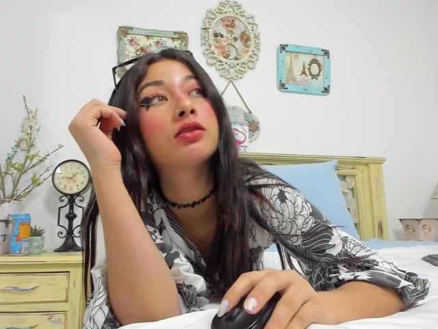 Genesiss - Live porn &amp; sex cam - 19480626