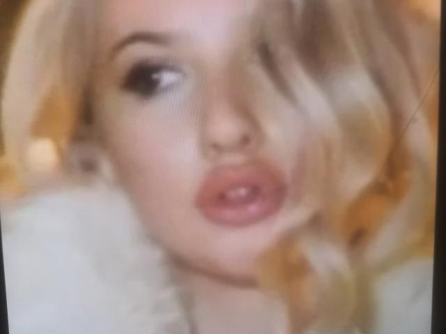 ElzaKom - Sexe cam en vivo - 19483690