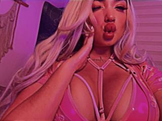 YaraPolly - Live Sex Cam - 19484390