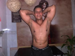 GabrielEmilio69 - Live sex cam - 19488358