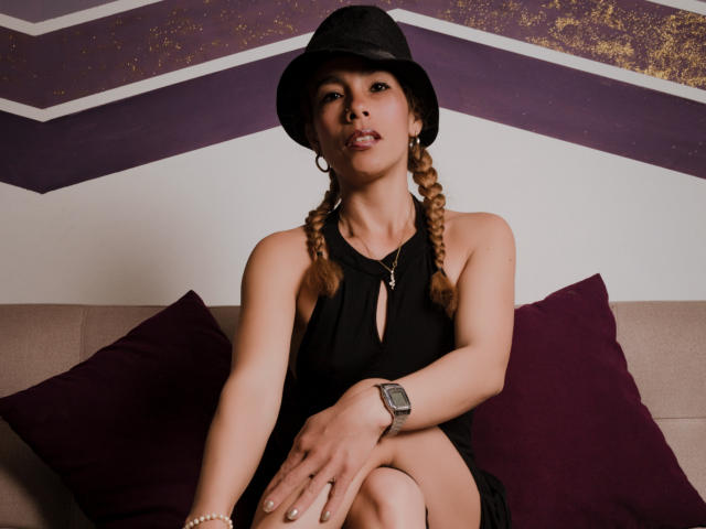 StarfisZuletavc - Live sex cam - 19490430
