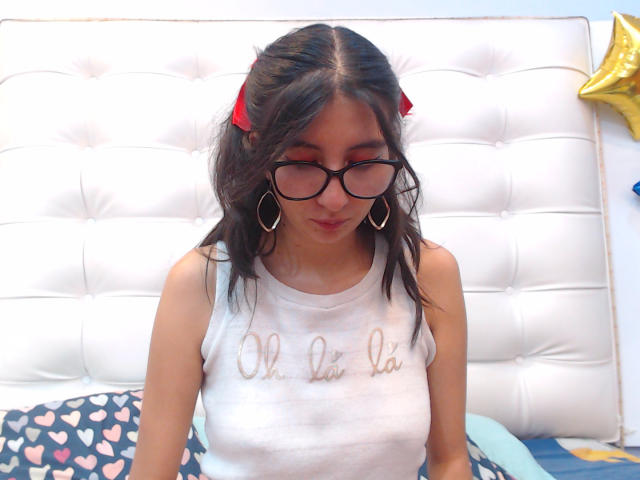 AlishaJames - Live sex cam - 19491738
