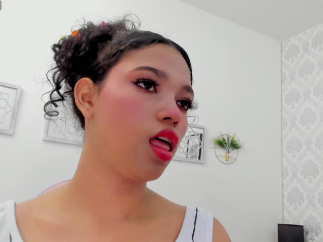 StefannyCambell - Live sex cam - 19492778