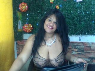 MichelleBrito - Live sex cam - 19495826