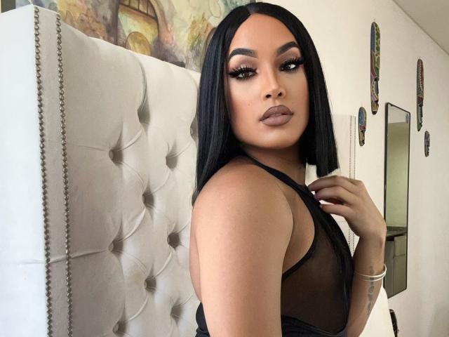 CarlyMartiness - Sexe cam en vivo - 19499846