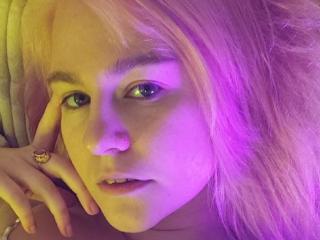 WhiteKrol - Live sexe cam - 19500630