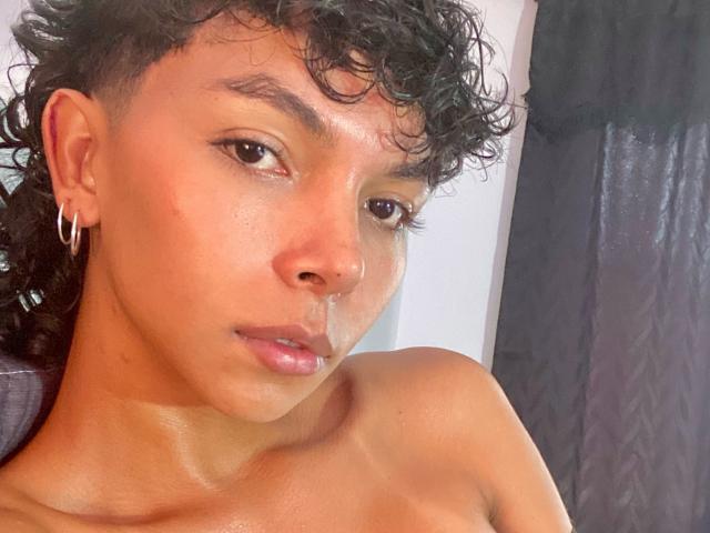 XHenisa - Live sexe cam - 19508654
