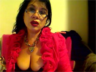 Madellaine69 - online chat nude with a portly Hot lady 