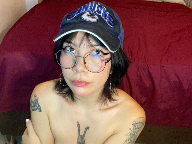 KittyAsian - Live sex cam - 19514094