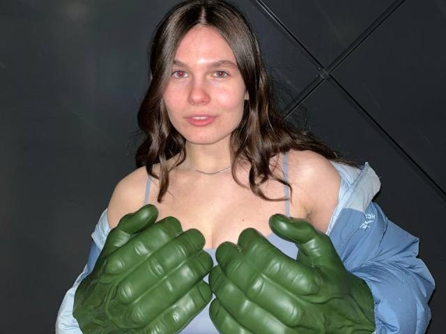 MiracleGini - Live sex cam - 19517638