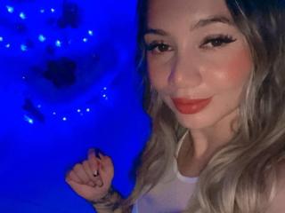 SophieLombardo - Live porn & sex cam - 19518930