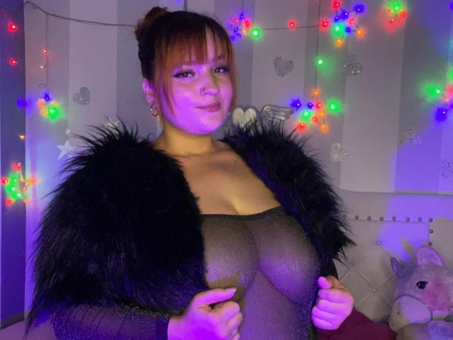 HugeTitsToFuck - Live Sex Cam - 19524774